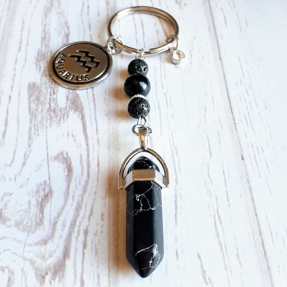 Aquarius Bullet Stone Keychain - Picture 2 of 2